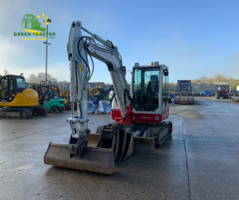 2018 Takeuchi TB260 | Green Tractor Italy